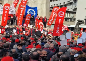DİSK’in yürüyüşü Ankara’da