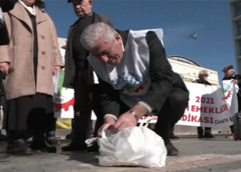 Emekliler 2024 bütçesinde de yok