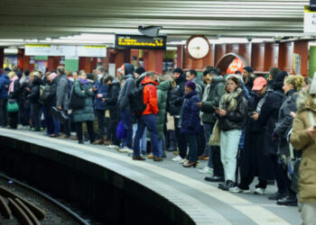 Almanya’da tren işçileri grevde