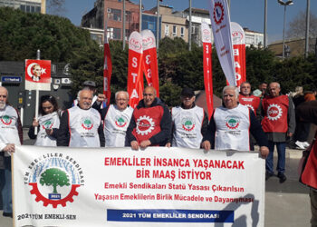 Emekliler ve EYT’liler insanca yaşam için alanları terk etmiyor!