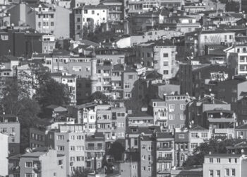 İstanbullu geçinemiyor