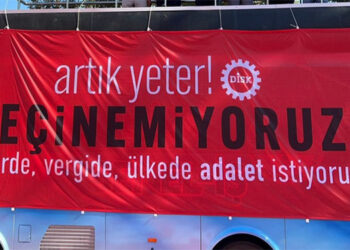 DİSK’li işçiler Saraçhane’den seslendi: Gelirde adalet, vergide adalet