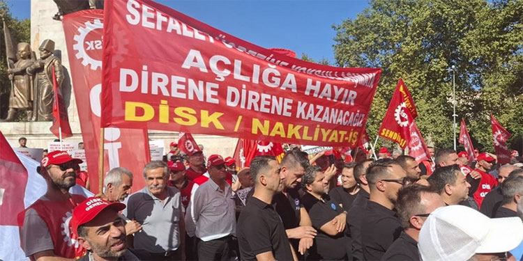 DİSK’li işçiler Saraçhane’den seslendi: Gelirde adalet, vergide adalet