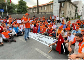 Türk-İş yurt çapında iş durdurdu