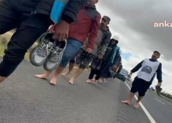 Fernas Madencilik işçilerinden yalın ayak protesto