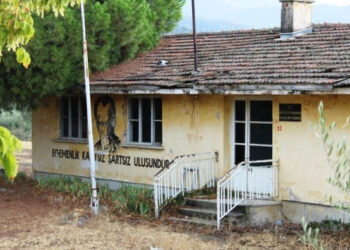 Eğitim-İş: “22 yılda 20 bine yakın köy okulunun kapısına kilit vuruldu”