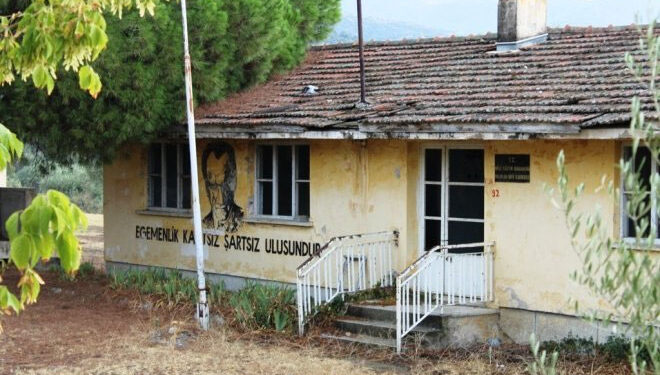 Eğitim-İş: “22 yılda 20 bine yakın köy okulunun kapısına kilit vuruldu”