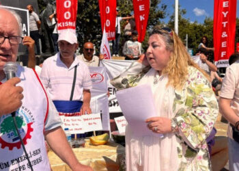 Emekli 30 bin lira seyyanen zam istiyor!