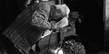 Dede ve nine mesaide