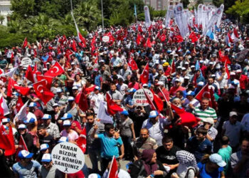 Maden işçileri: Emeğimizin karşılığını vermediler şimdi de grev hakkımızı elimizden alıyorlar