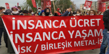 Enflasyonun yükü emekçiye: Asgari ücretin 10 aylık kaybı 6 bin 322 lira oldu