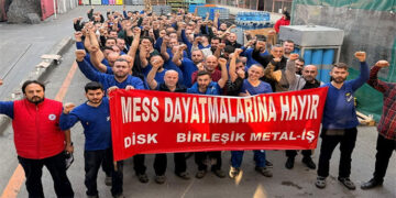 MESS’e bağlı fabrikalarda uyarı eylemleri: “Biz kazanacağız!”