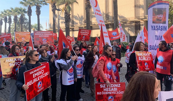 Kamu emekçileri üretimden gelen gücünü kullandı: 200 bin kamu emekçisi iş bıraktı