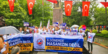 Birleşik Kamu-İş’ten üst düzey kamu görevlilerine ek zam eleştirisi