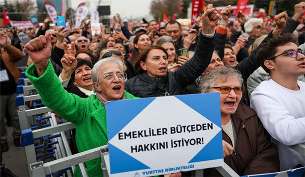 Emekliler ve Emekçiler Ankara'da haykırdı: "Yurttaş birlikteliği bir ülkenin temelidir"