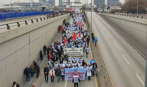 Emekliler ve Emekçiler Ankara'da haykırdı: "Yurttaş birlikteliği bir ülkenin temelidir"