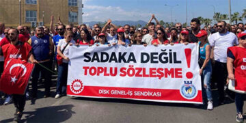 DİSK-AR: Özel sektörde sendikalaşma vahim düzeyde!