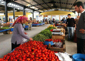TÜRK-İŞ: Yoksulluk sınırı 105 bin lirayı aştı