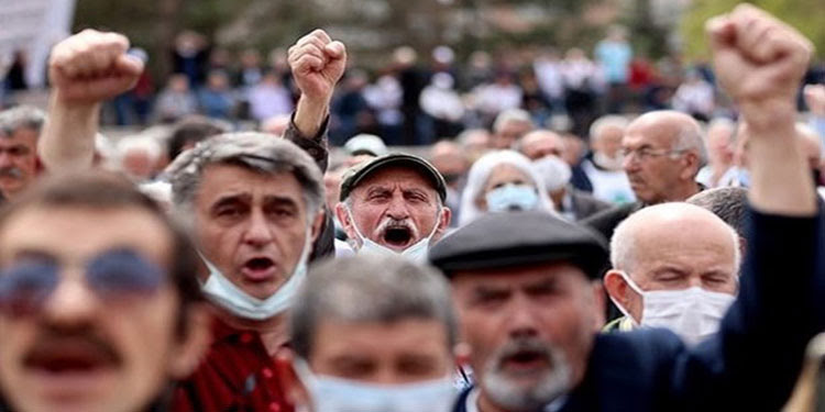 Emekli örgütlerine çağrı: “Türkiye’nin bütün emeklileri birleşin”