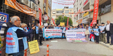 Mersinli Emekliler: “Karadelik iktidardır”