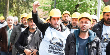 Maden işçileri direndi kazandı