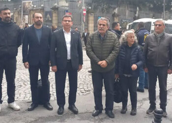 Sendikalardan İran Konsolosluğuna ziyaret: “İran halkının yanındayız!”