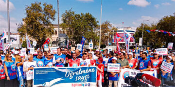 Eğitim-İş: Mayıs ayı itibarıyla en düşük öğretmen maaşı 10 bin 470 TL değer kaybetti