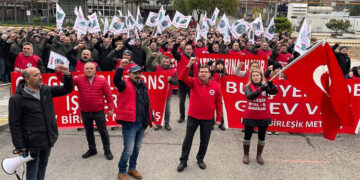 BİSAM: Yoksulluk sınırı 4,5 asgari ücrete yaklaştı